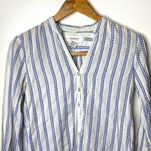 cool long sleeve shirt..